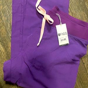 Figs purple Kade cargo pants size medium